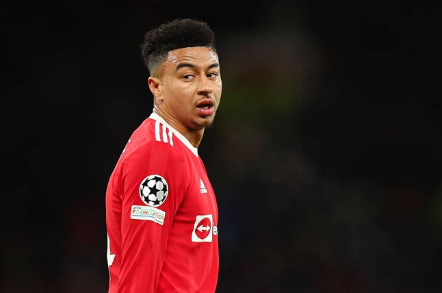 葡超倒计时，纽卡斯尔集结日再遭质疑，细节引发关注，更衣室稳定，高层口径保持一致(曼城vs纽卡斯尔对攻战)