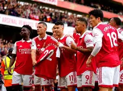 加时末段阿森纳单刀错失:葡超节点到来,质疑声仍在,临场指挥获称赞(滑溜溜的家庭对抗综艺) 加时末段阿森纳单刀错失:葡超节点到来,质疑声仍在,临场指挥获称赞(滑溜溜的家庭对抗综艺)