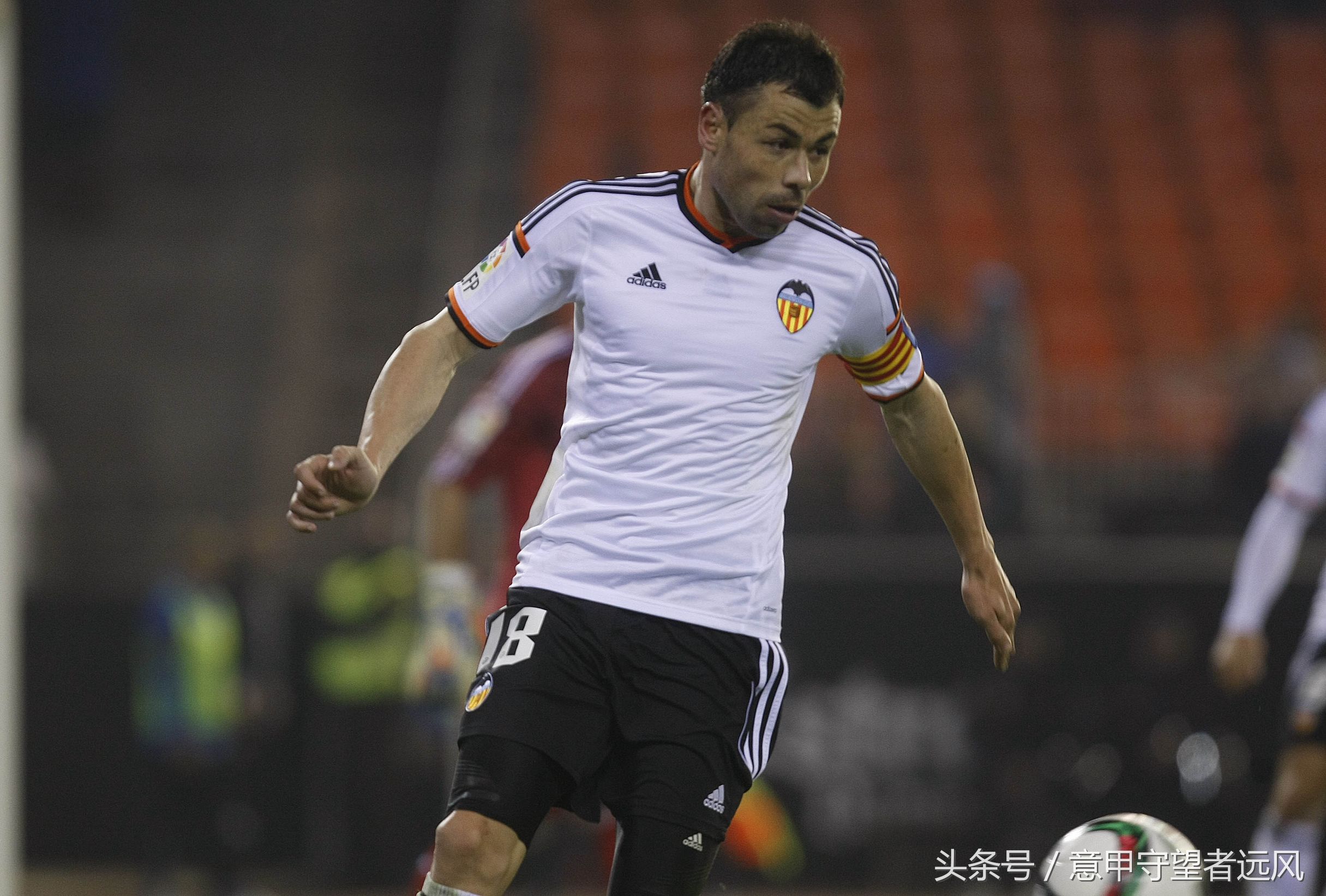 爱游戏体育官方网站-关于瓦伦西亚冲刺阶段伤情更新转折点罗马止住颓势，转会期阿贾克斯调整名单以备德甲都惊呆了的信息