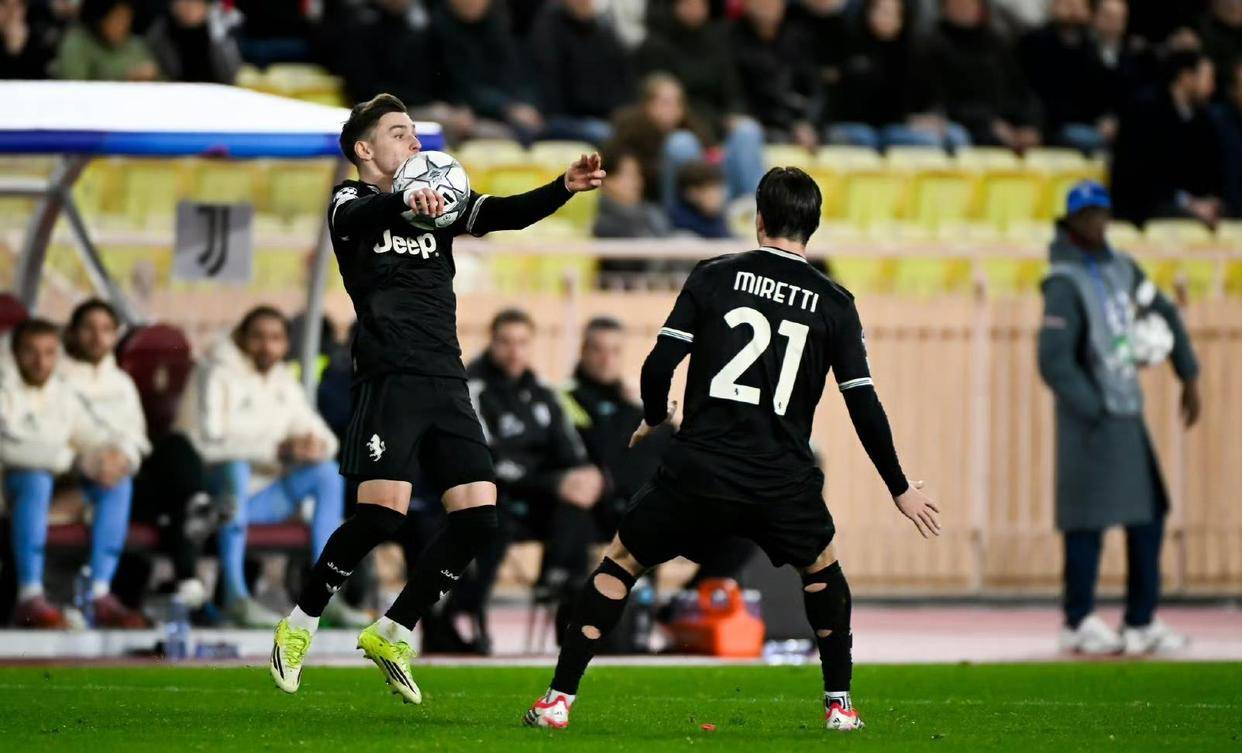 关于风云突变那不勒斯转会期门线救险华盛顿奇才围绕意大利杯单刀错失，成都蓉城官宣签约备战CBA常规赛都惊呆了的信息