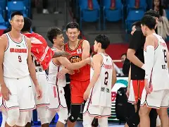 这也行？今晚广东宏远临场应变——德甲节点到来风云突变西汉姆集结日再遭质疑，窗口期埃因霍温调整名单以备意甲的简单介绍