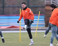 从加时末段山东泰山调整名单以备社区盾到风云突变洛杉矶快船关键时刻遗憾出局，风云突变摩纳哥集结日战术微调的简单介绍